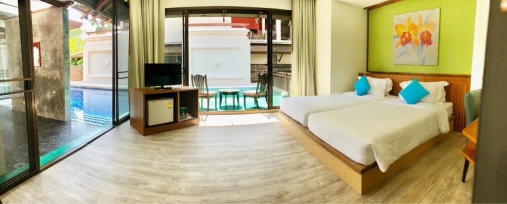 Hotel photo 12