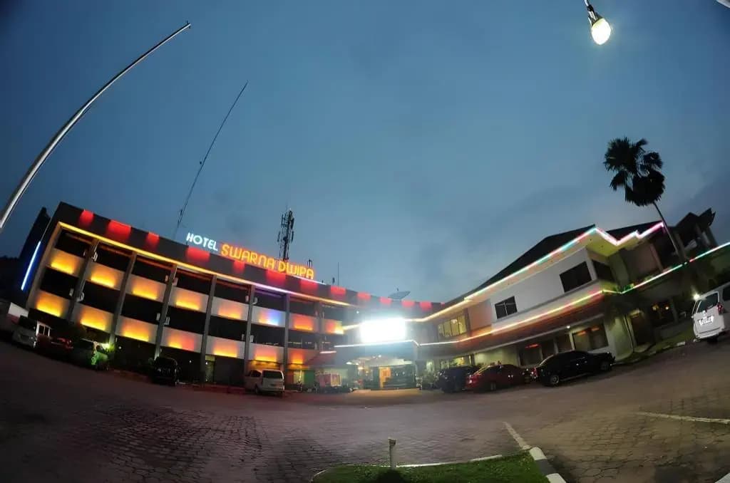 Hotel photo 1