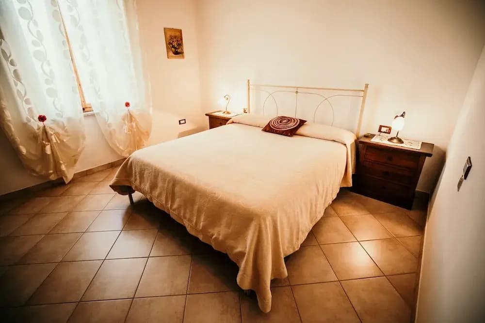 2 Bedrooms Apartment with balcony and with garden view
