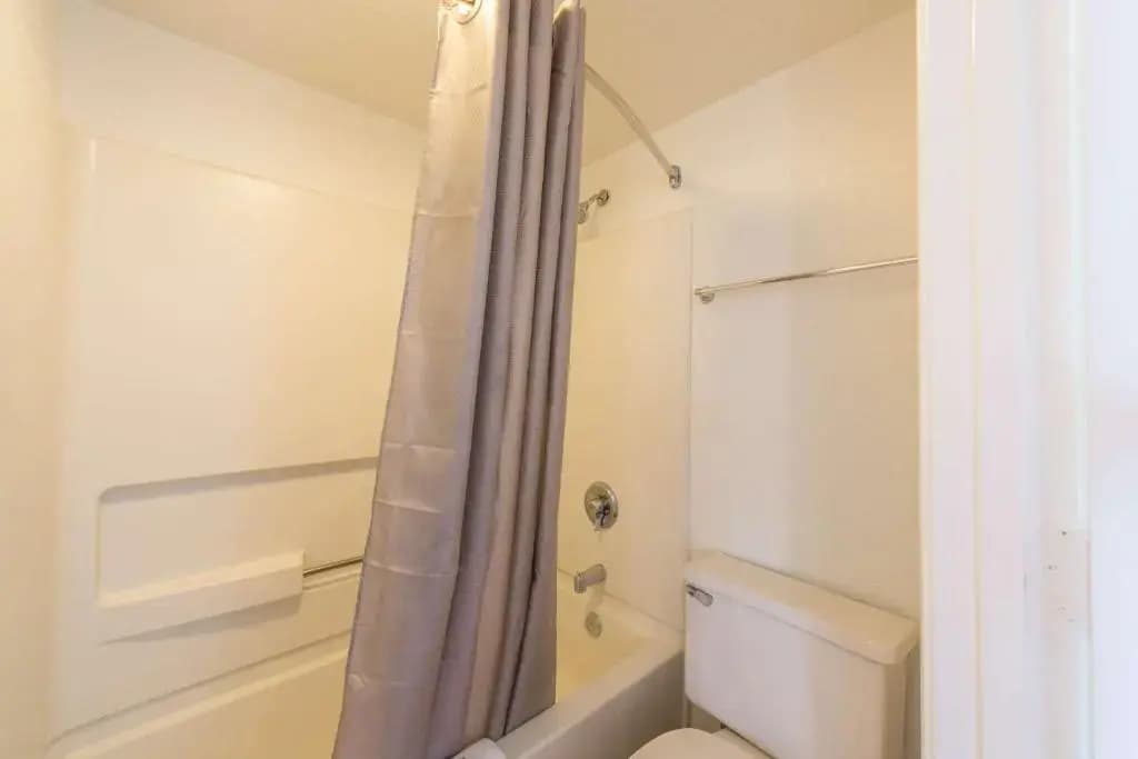 Classic Quadruple room