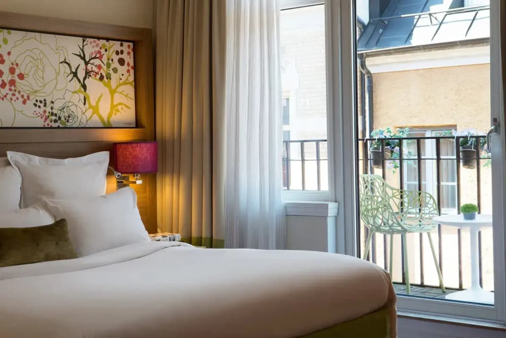 Deluxe room with balcony
