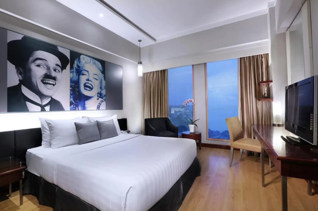 Deluxe Quadruple room full double bed