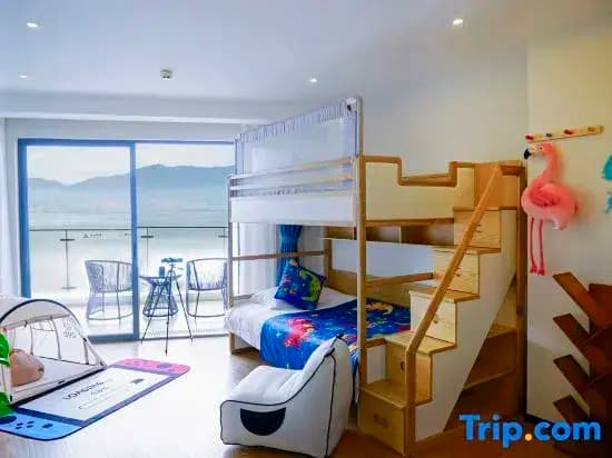 Standard Double Family room twin beds