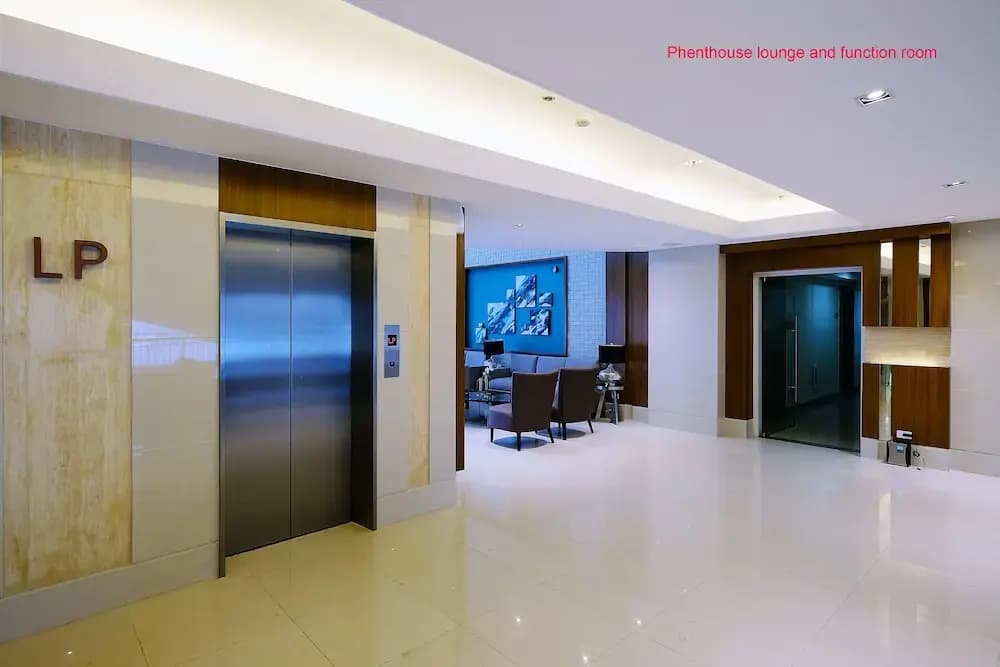 Hotel photo 13