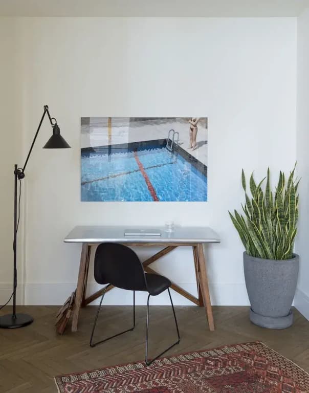 2 Bedrooms Apartment