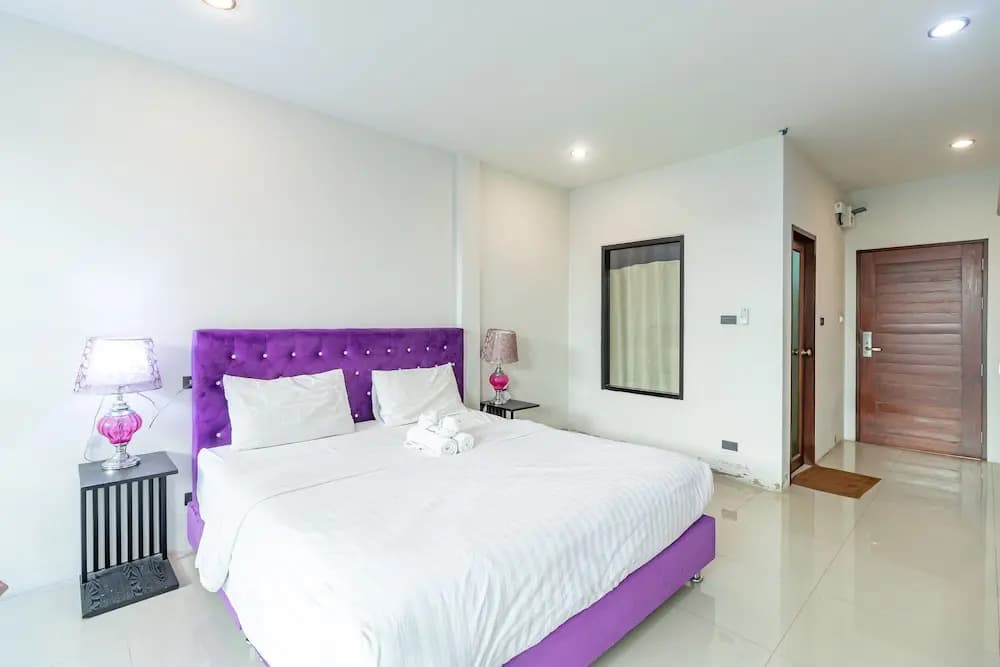 Standard Double room with balcony full double bed