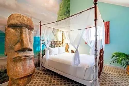Double Cottage full double bed