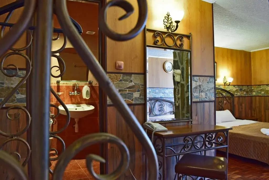 Hotel photo 1