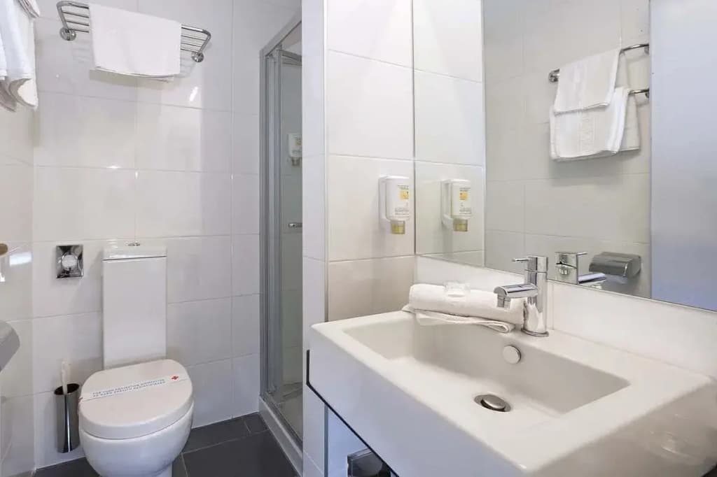 Economy room