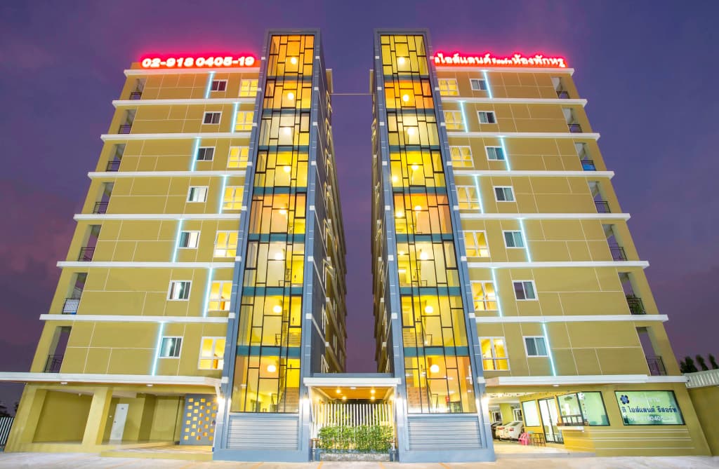 Hotel photo 1