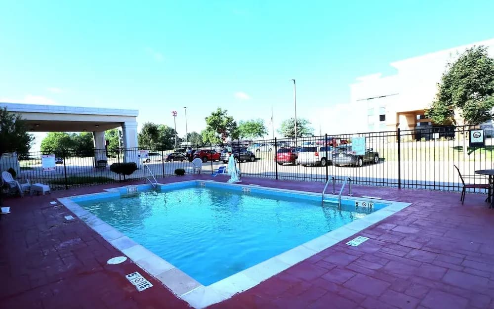 Hotel photo 12
