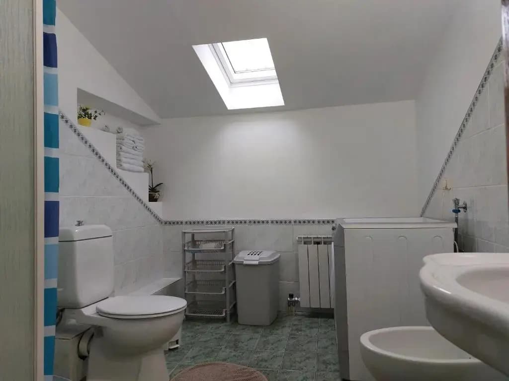 3 Bedrooms Apartment