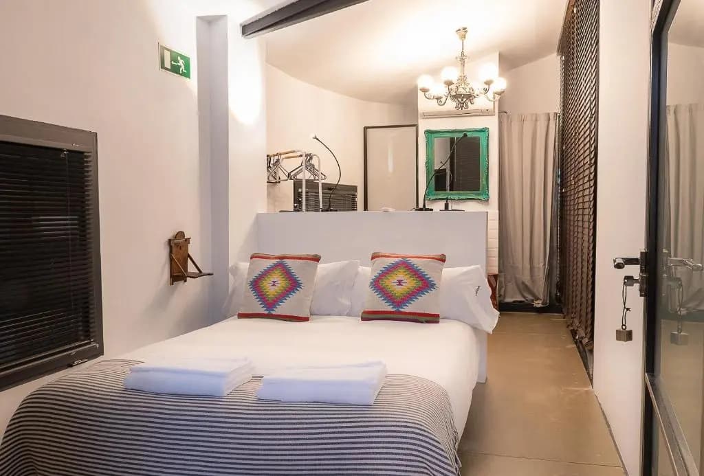 Double room full double bed