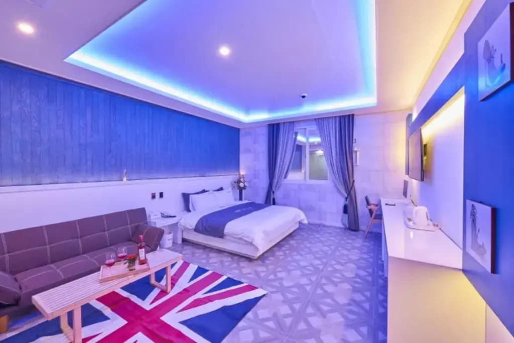 Hotel photo 12