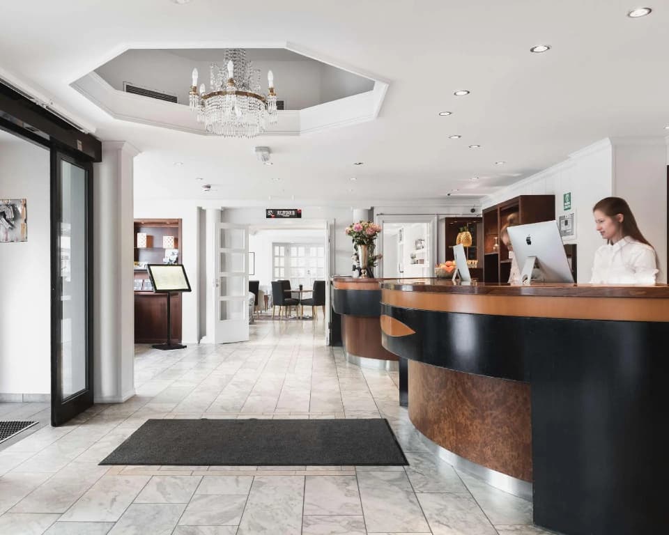 Hotel photo 1