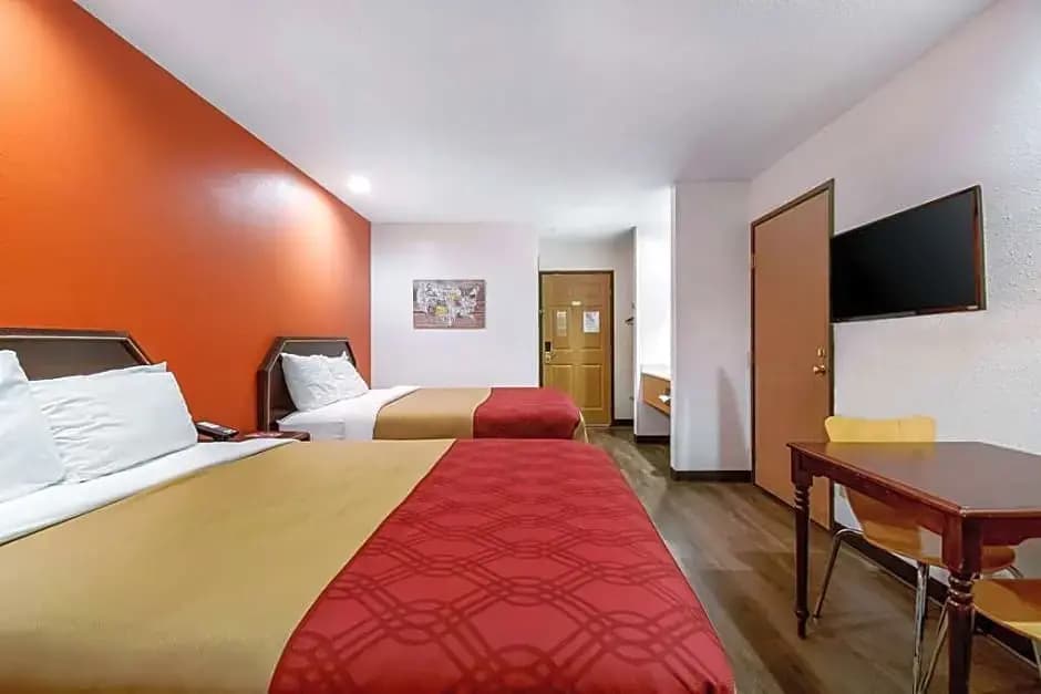 Quadruple Suite