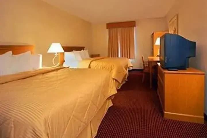 Economy room