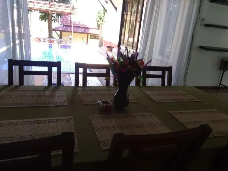 3 Bedrooms Cottage with balcony