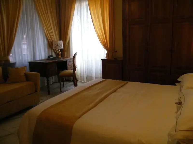 Superior Triple room