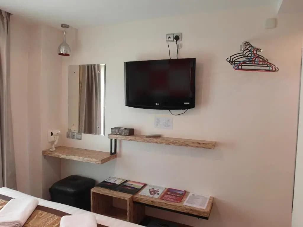 Deluxe Double room full double bed
