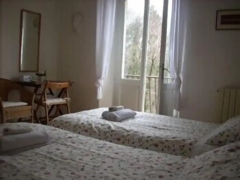 Standard Double room full double bed