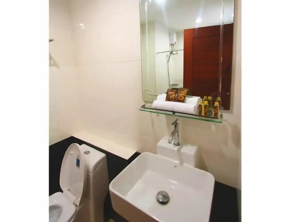 Superior Double room with balcony full double bed