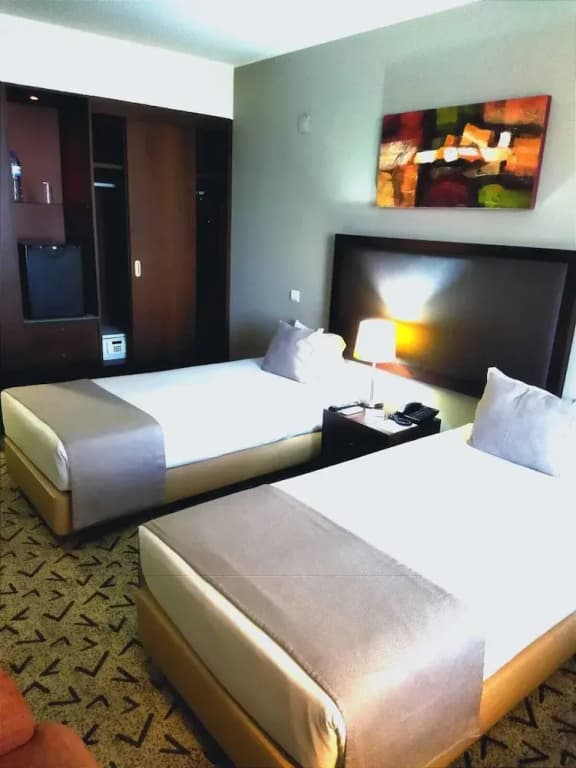 Economy room