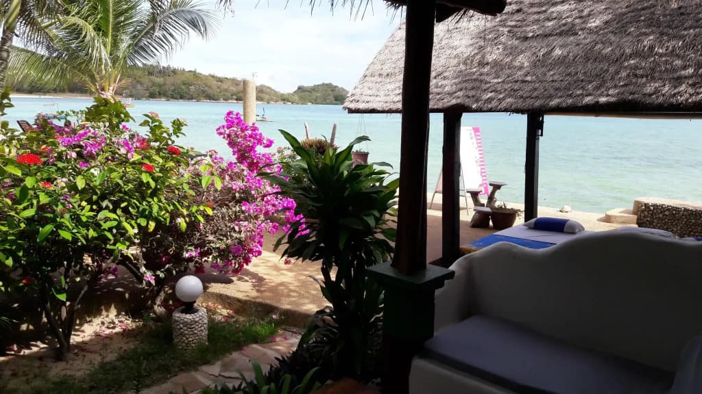 Bungalow with sea view