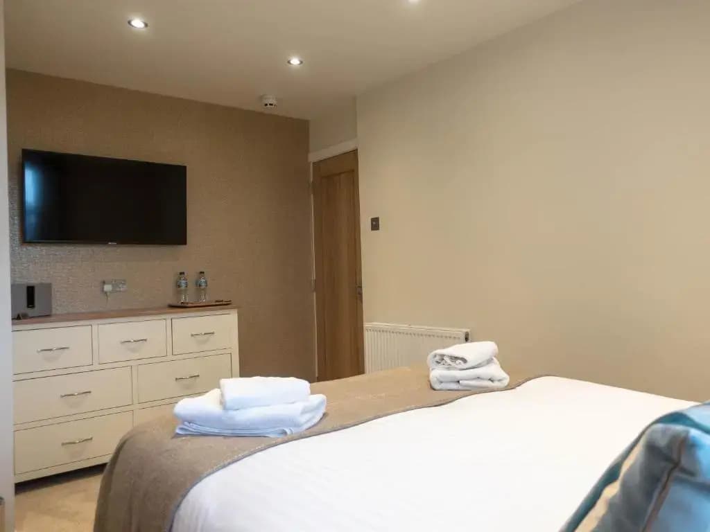 Superior Double room full double bed