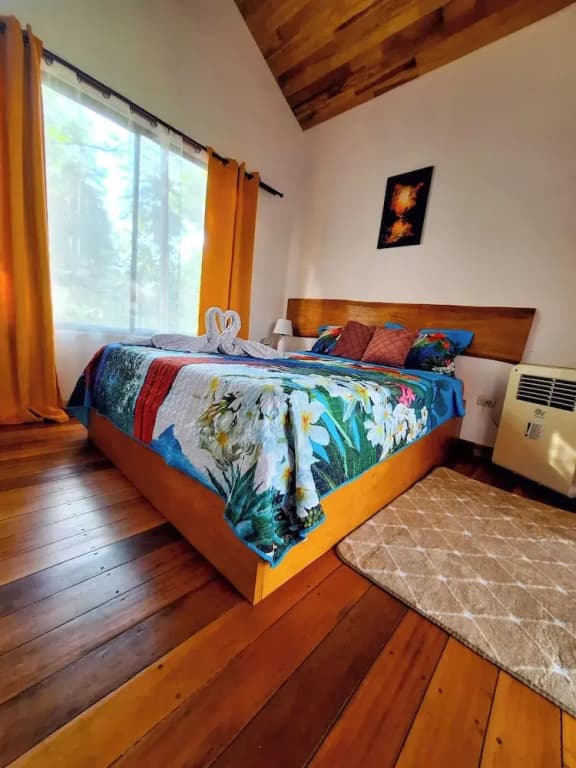 Economy room