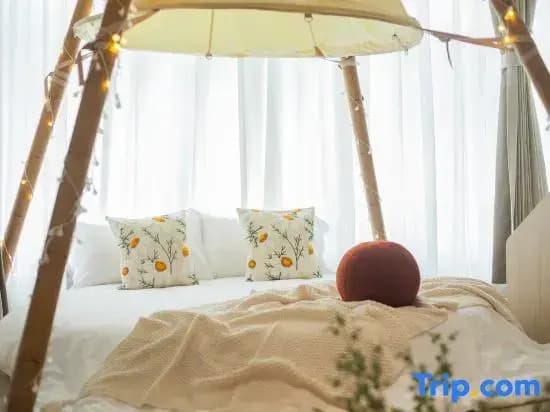 Bed in Dorm