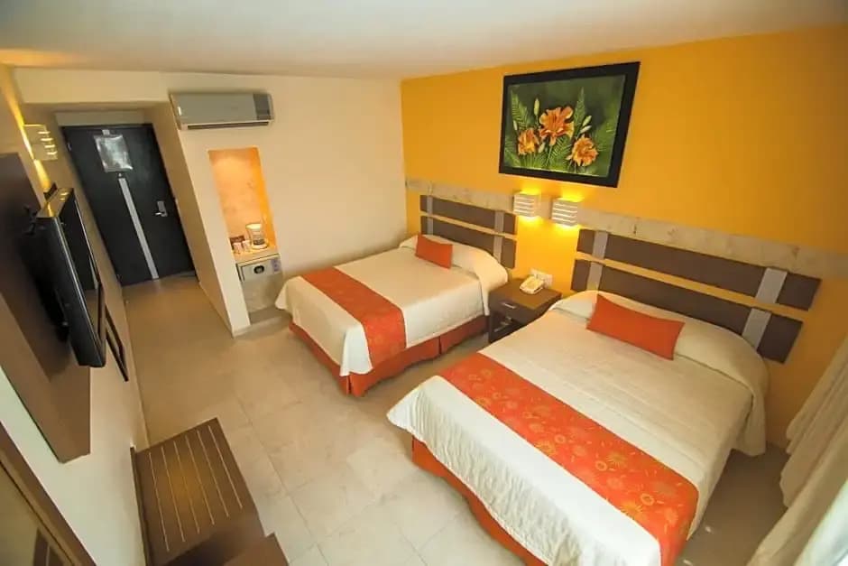 Standard room with city view