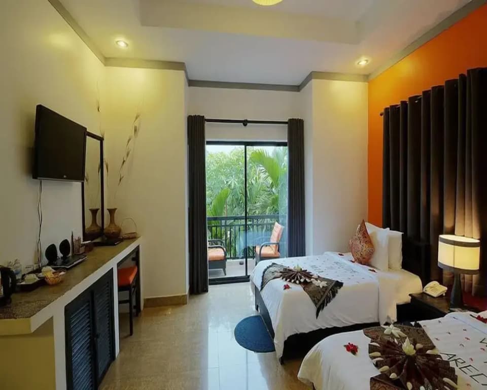 Deluxe Double room with balcony twin beds