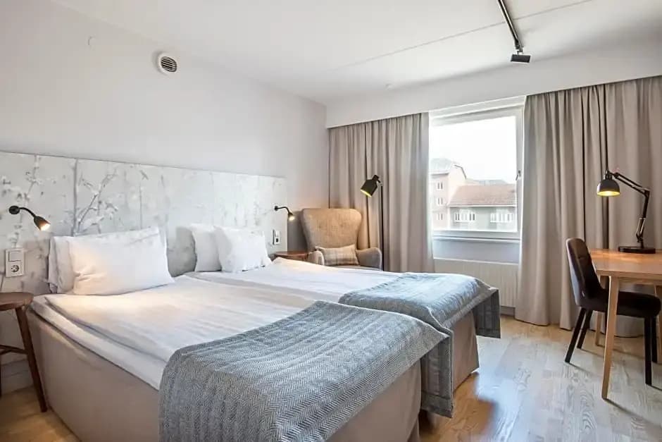 Standard Double Family room full double bed
