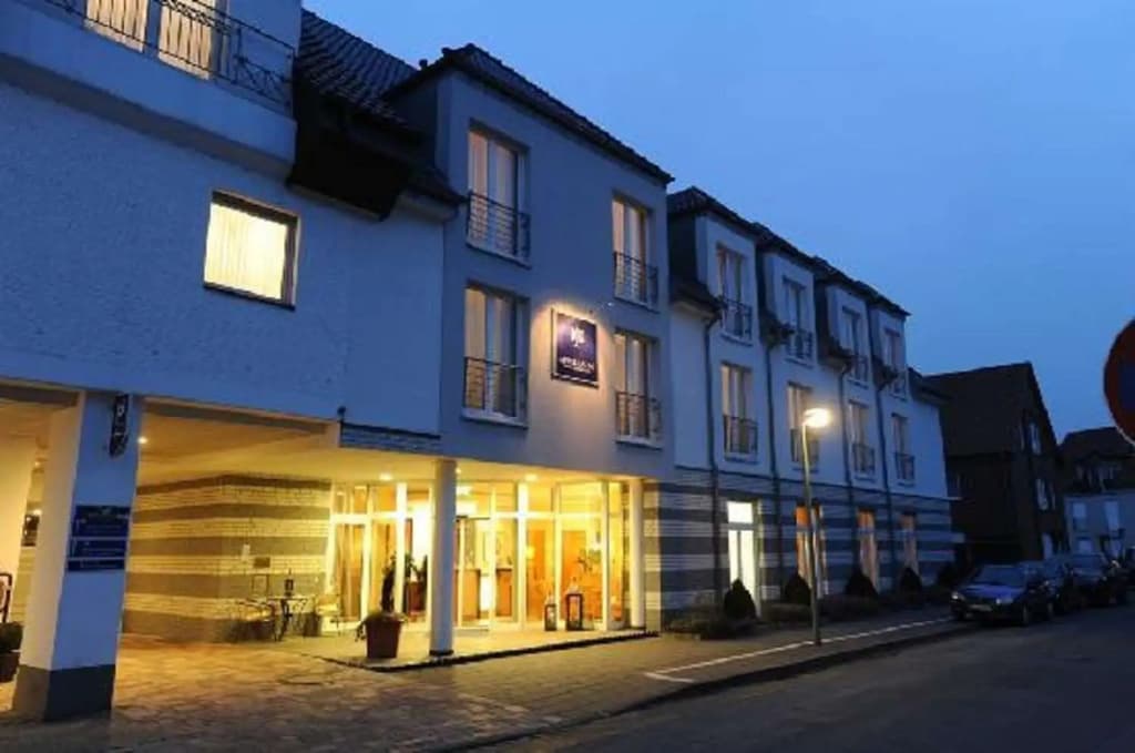 Hotel photo 1