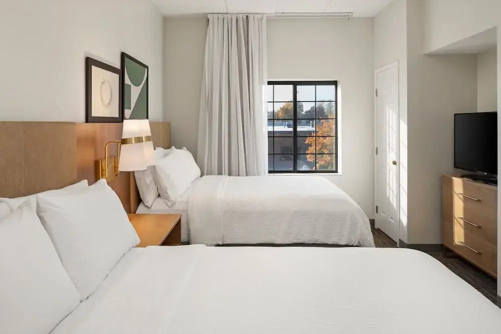 1 Bedroom Suite
