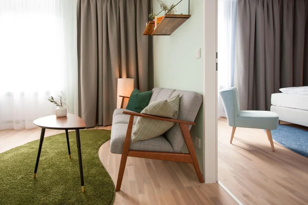 3 Bedrooms Apartment