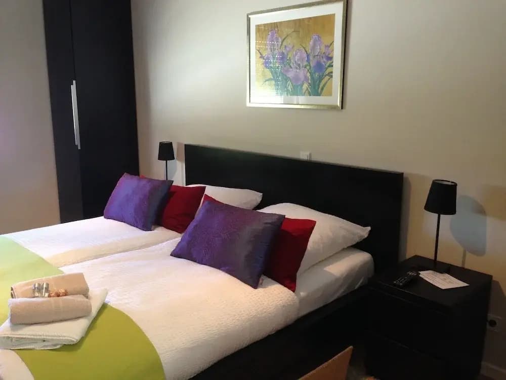 Standard Double room with garden view full double bed