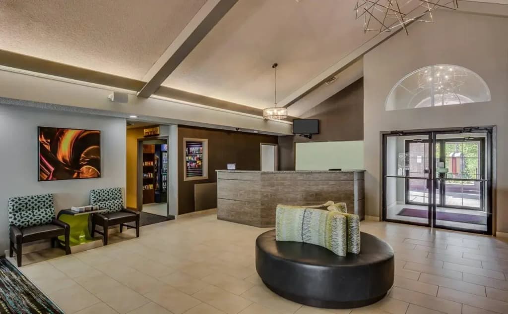 Hotel photo 1