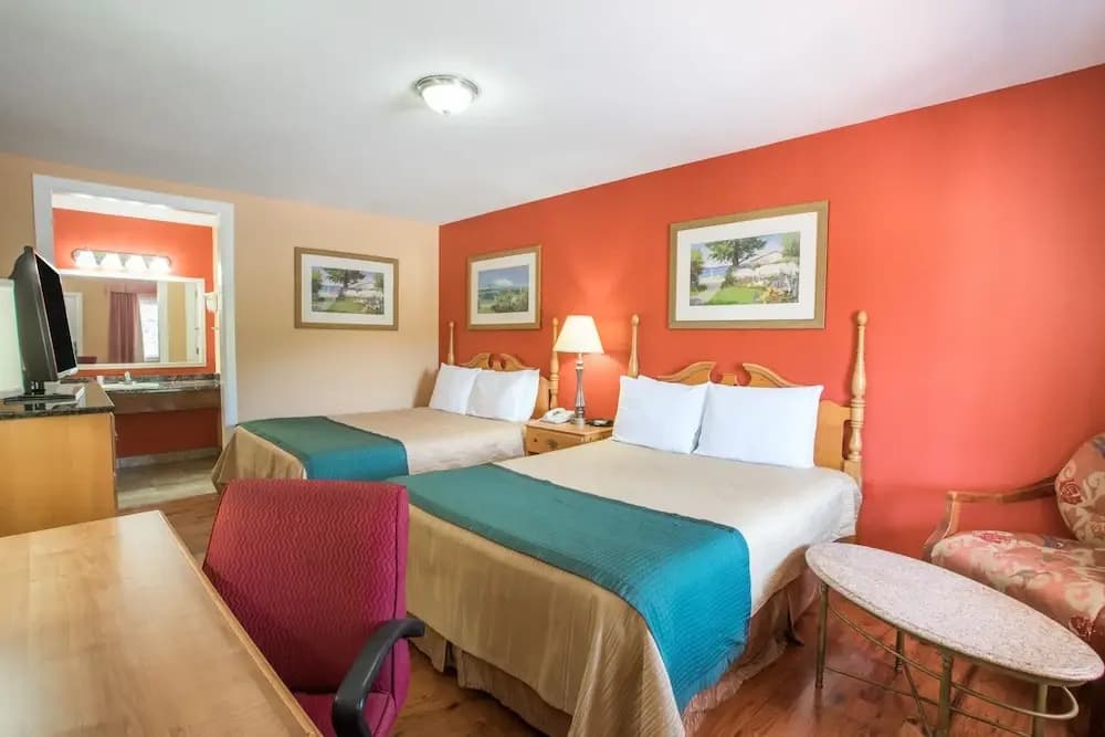Standard Quadruple room with mountain view
