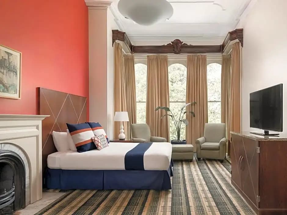 Grand room