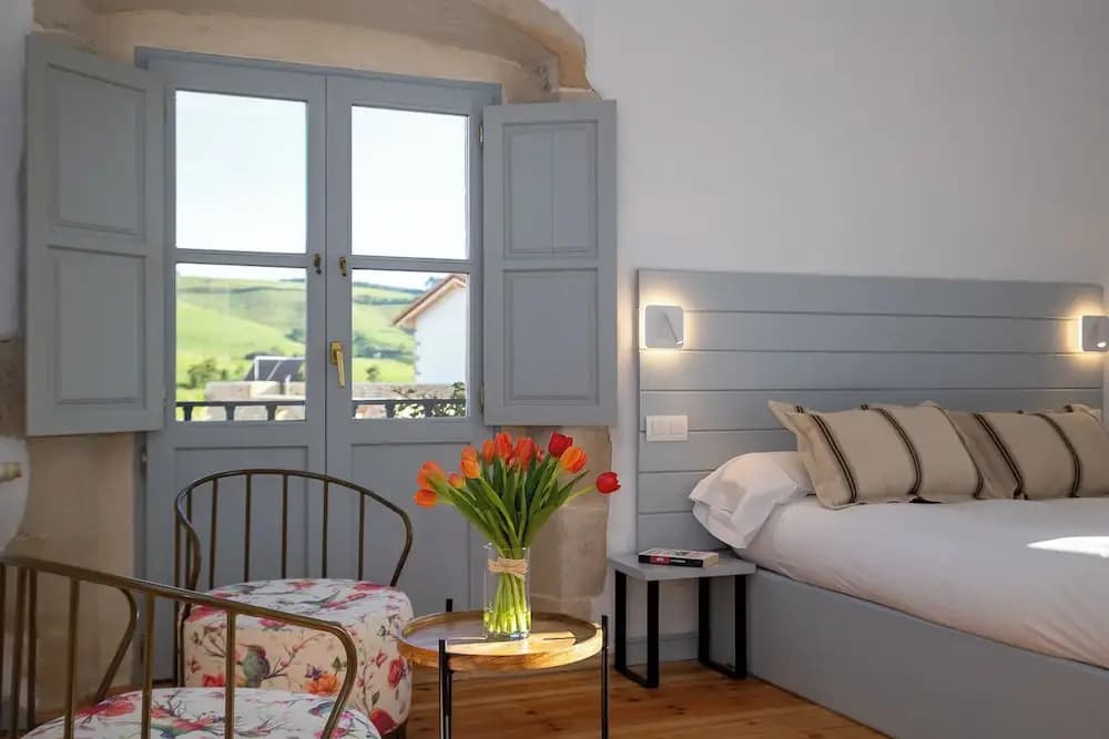 1 Bedroom Standard Double room full double bed