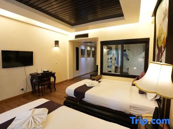Deluxe Double room twin beds