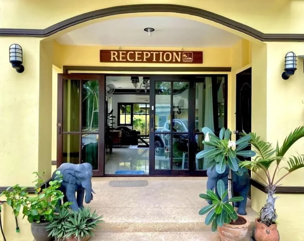 Hotel photo 1
