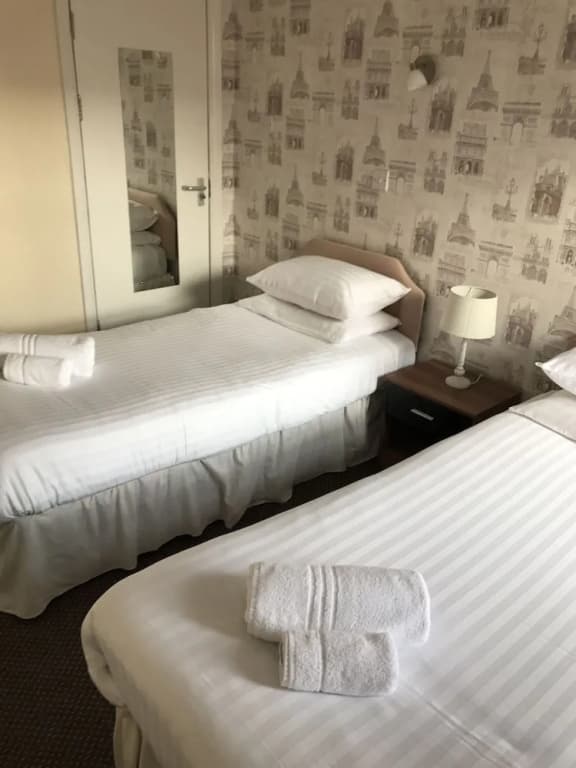 Standard Double room twin beds