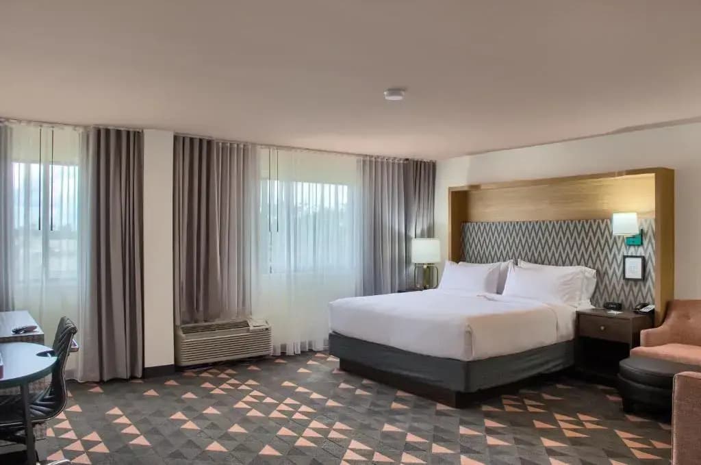 Deluxe Double room full double bed