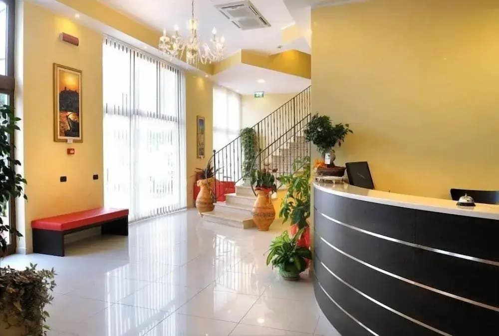 Hotel photo 2