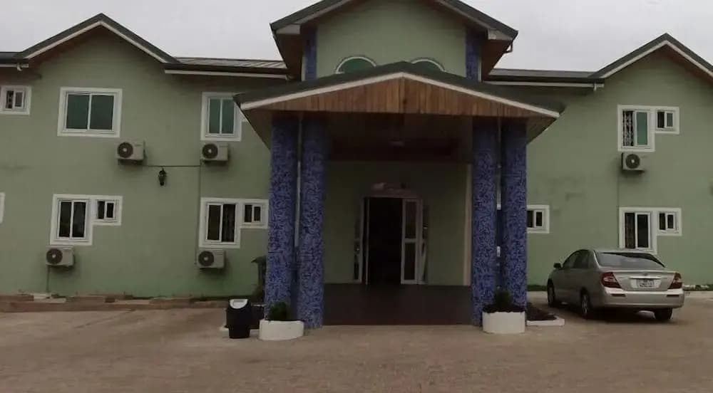 Hotel photo 1
