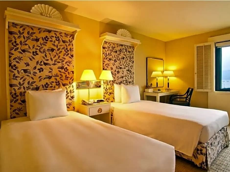 Superior room with city view