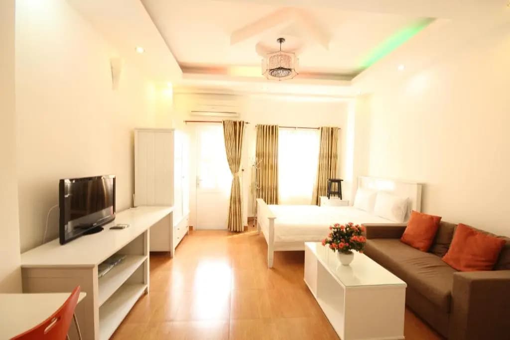 1 Bedroom Apartment